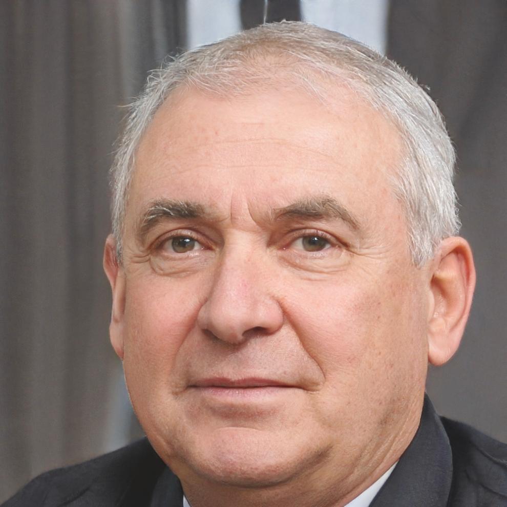 Instructor Maximiliano Rivera